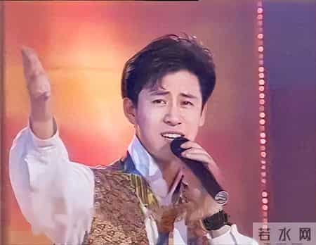 那个连登14次春晚的歌坛巨星，如今家产被拍卖住进"养老院"？