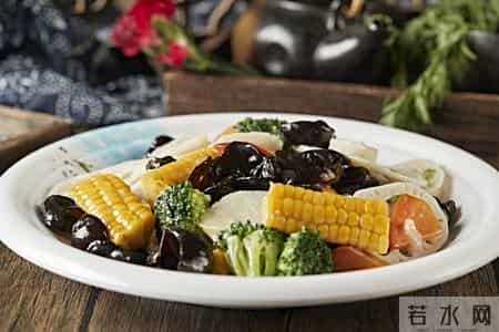 玉米是胆固醇的杀手？医生提醒：胆固醇高的人，3样素菜最好少吃