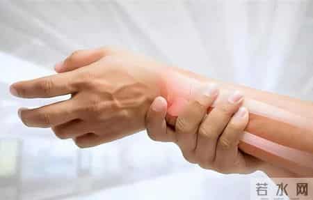 学医后才知道，高血糖最危险的信号，不是头痛眼花，而是这4点