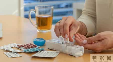 天气变冷，医生建议高血压患者：宁可天天吃鸡蛋，也别忽视这6点