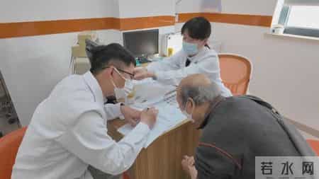 医生研究发现：糖尿病人过了65岁，基本都有这4现状，要坦然接受