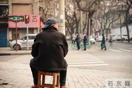 人过七十才发现：晚年最悲催的不是生老病死，而是子女这三种状况