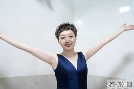 男女之间，如果不是夫妻，千万不要想着占便宜，工作中也不行