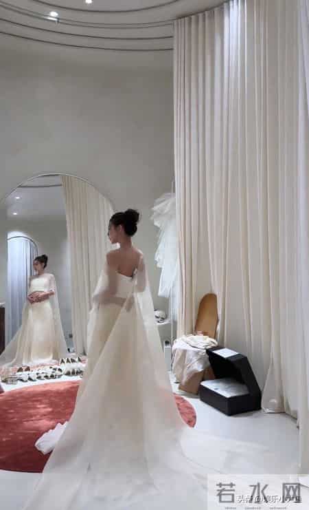 马筱梅分享孕期写真高光时刻！肚大如箩，依旧美得发光！