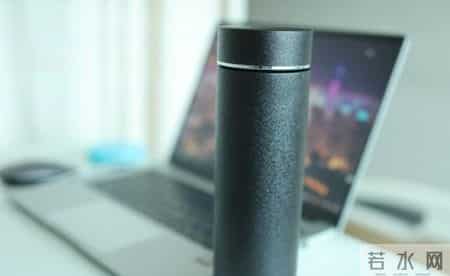 赶快扔掉！这种保温杯热水进毒水出，也许你家娃正在用