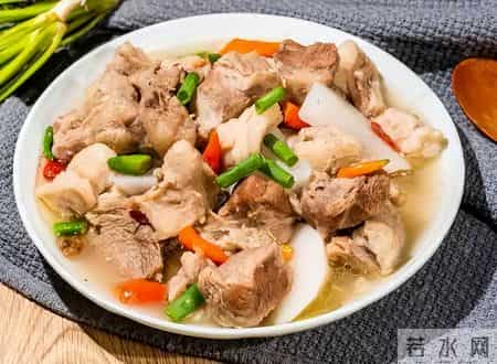 羊肉再次被关注！医生告诫：高血压人吃羊肉，不过多久或有五益处