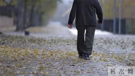 医生研究发现：每日饮酒的高血压人，多数临近60岁或有6种异样