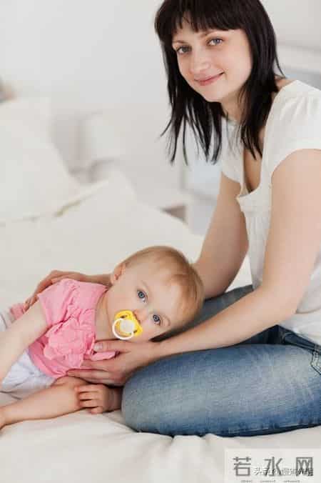 别再当孩子的“贴身保姆”！3个偷懒技巧，养出更省心的孩子！