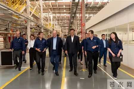 加班需全体投票！巴西中企职场生态，不卷也能赚大钱