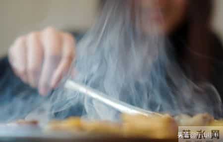 宁愿独居也不跟儿子同住，戳中老人心声：忍气吞声不如独自清净！