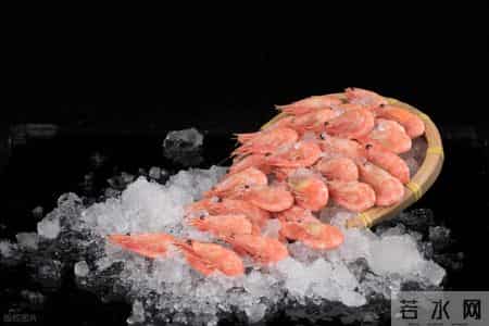 35岁男士确诊肾癌，提醒父母：冰箱久放的4种食物，及时扔掉