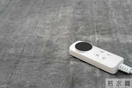 多名医生呼吁：停止使用电热毯，否则可能会诱发4种疾病？