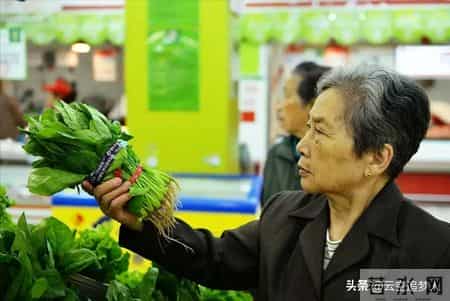 大家做好准备！明年起，六七十岁老人或将面临“三个现实问题”