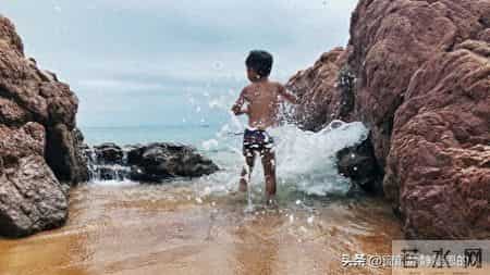 902万新生儿，女性推迟生育，政策开始减负