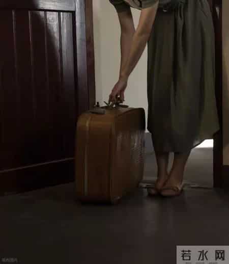 82岁临终前，我想劝大家：宁愿一个人过，也别选这三种养老方式