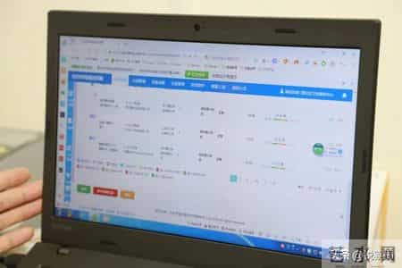 中国打破外国高价药垄断！难怪以前贵的药变便宜，百姓有多少好处