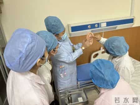 近邻医事 - 深化“医养结合”系列报道（九）绘就老年健康服务新图景