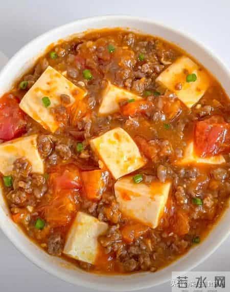 老得慢的女人，大多都喜欢吃它，自带“黄体酮”，年过60还显年轻