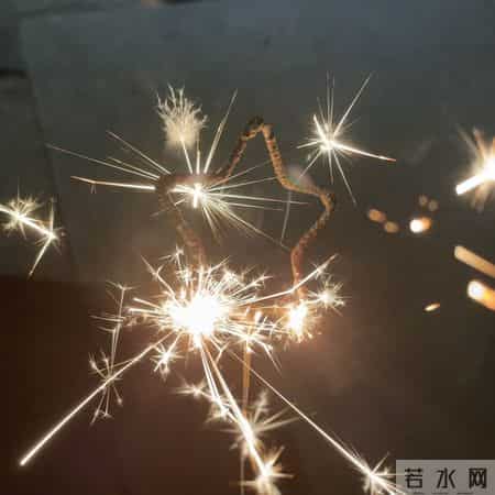 家有神兽赶紧进来接，头顶繁星脚下生春风，这泼天的富贵必须收！