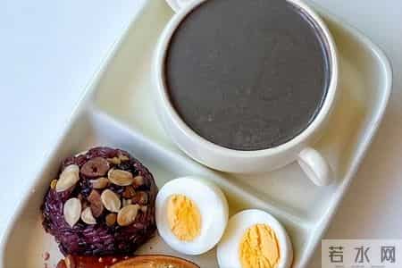 肾很喜欢的一种早餐，对头发很好，对眼睛也好，小寒过后抓紧吃！