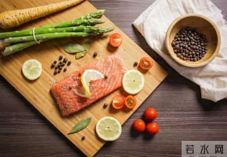 调查发现：不吃花生和鸡蛋的人，胆固醇马上就降低了？可信吗