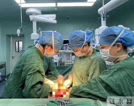 12斤“巨大儿”降临！医生提醒：孕期控糖刻不容缓