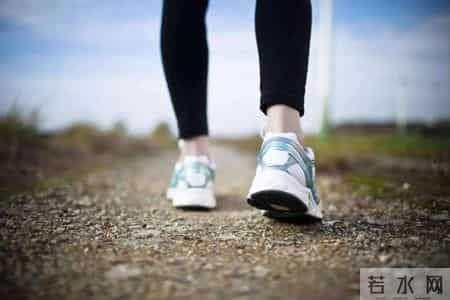 研究发现：天天走路锻炼的高血压人，不用几个月，身体迎来4变化