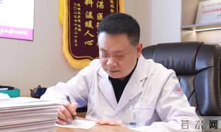 医生：服用维生素b12+叶酸的人，身体出现这三个症状必须停药