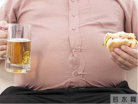 越来越多的人查出甲状腺癌！医生建议：不管男女，4个习惯趁早改