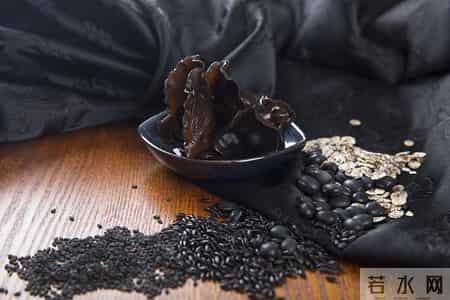 肾很喜欢的一种早餐，对头发很好，对眼睛也好，小寒过后抓紧吃！