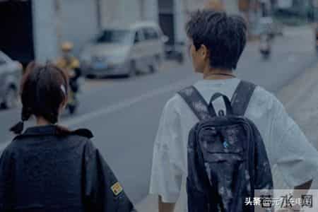 我落魄时遇见她：从此人间值得