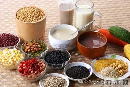 比晚睡更耽误长高，冬季很常见！2个坏习惯，让孩子少长6cm！