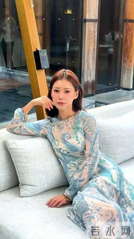 马筱梅拍孕晚期写真照，胃口好但四肢纤瘦，一顿饭五菜三汤一水果