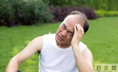 医生研究发现：每日饮酒的高血压人，多数临近65岁或有6种异样