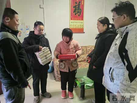 卧龙区七一街道：为残疾孩子送上新年“成长礼包”