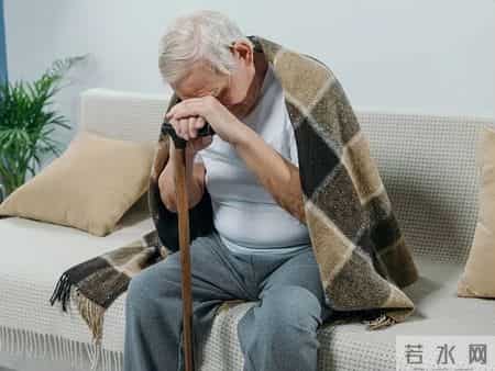 洗澡可能影响寿命！医生再次提醒：68岁以后，牢记洗澡“4不要”