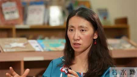 又一个邓文迪！27岁博士毕业，4年生3娃，能替“世界首富”花钱