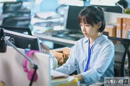 晒薪被开除，人肉被曝光，普通打工人咋成了仇富新目标？