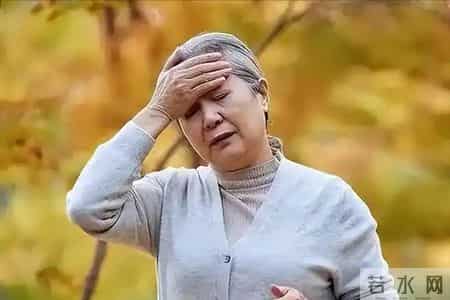 散步半个小时错了？医生劝告：过了68岁，散步要尽量保持到这5点