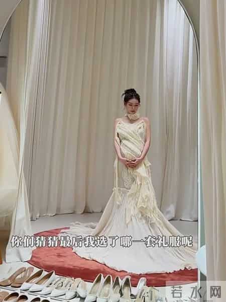 马筱梅孕晚期拍写真，全身只胖肚子，直言自己订月子餐不期待他人