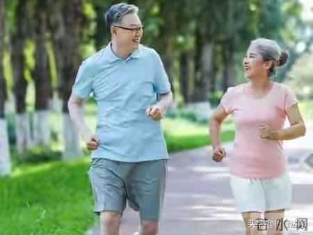 八十岁以后，折腾没用！百岁老人临终4大忠告，胜过退休金