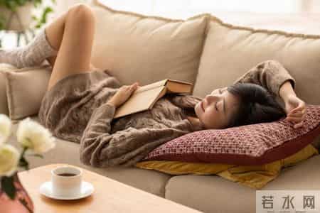 医生调查发现：冠心病患者若每天睡午觉，不出半年，或有6个变化