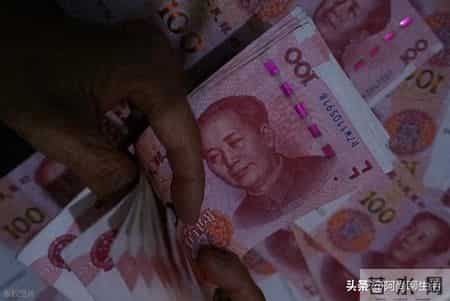 人到老年，有钱没钱，一看便知：没钱的老人，大多有这3个穷习惯