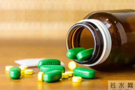 糖尿病老人不用吃二甲双胍？权威研究：吃了有助于稳血糖