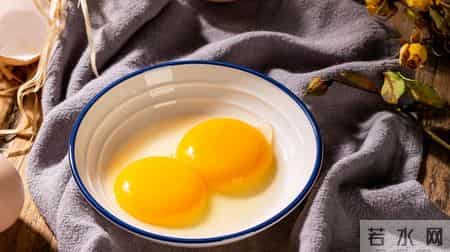 鸡蛋能否天天吃？医生坦言：老人55岁后，吃鸡蛋谨记4个关键