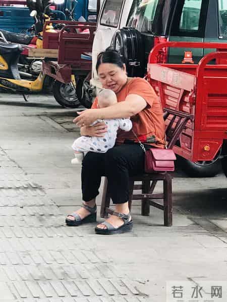 人老了要清醒：儿媳若有这4个习惯，趁早给自己留条后路