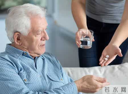 医生坦言：最伤害肾脏的行为，不是喝酒！而是频繁的去做这4件事