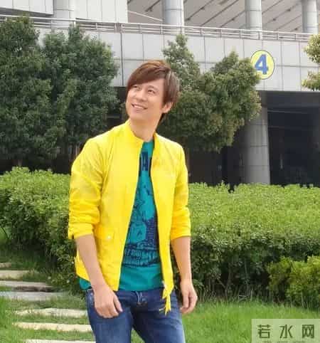 身价过亿到拍卖豪宅，被迫“住”养老院的解晓东，57岁混成这样？