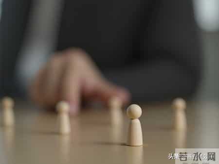 你的公司是不是“没人时想招人，人多时嫌人多”？破局只需一招