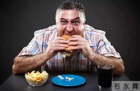 人不会莫名其妙生胃病？发现：有胃病的人，背后可能有三个缘由